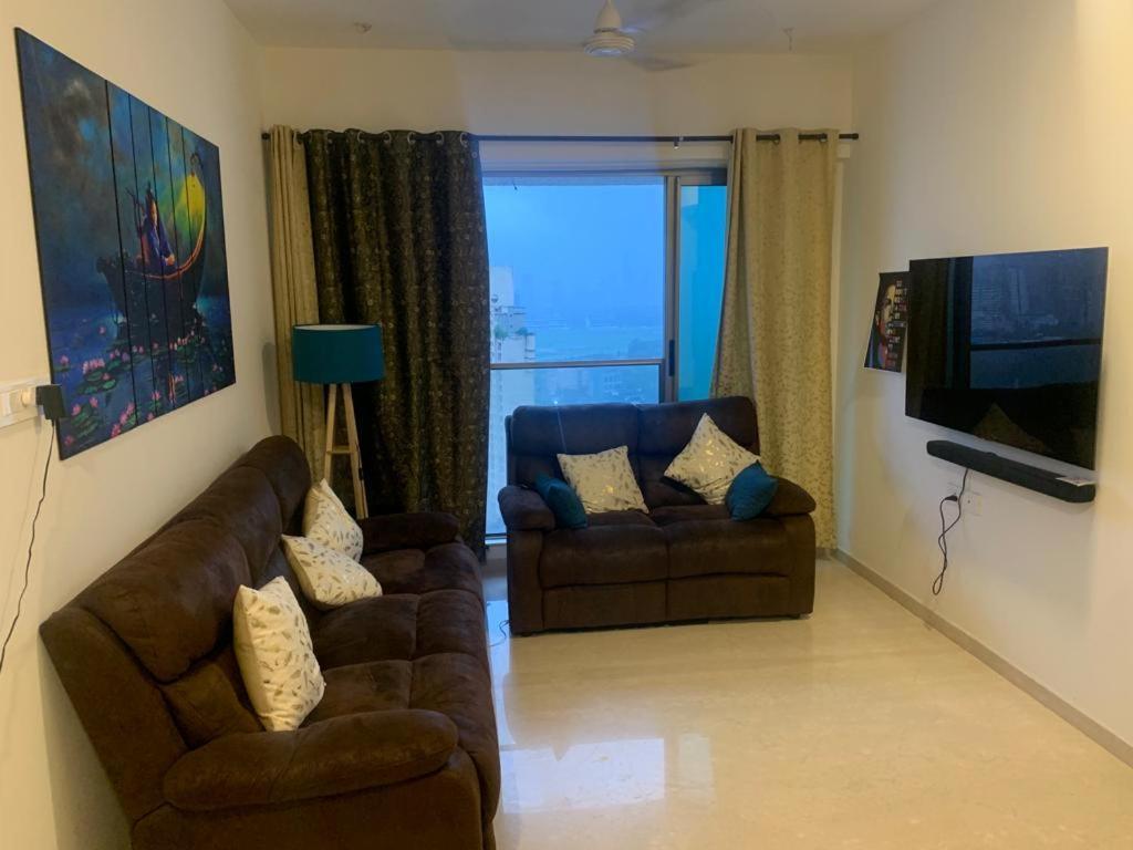 Room In Flat With Amazing City And Sea View Mumbai Exterior photo